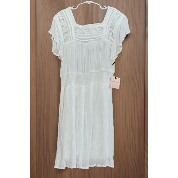 Love Squared Other - Love Squared Girls Size 8 White Dress Short Sleeve with Ruffle Detail NWT
